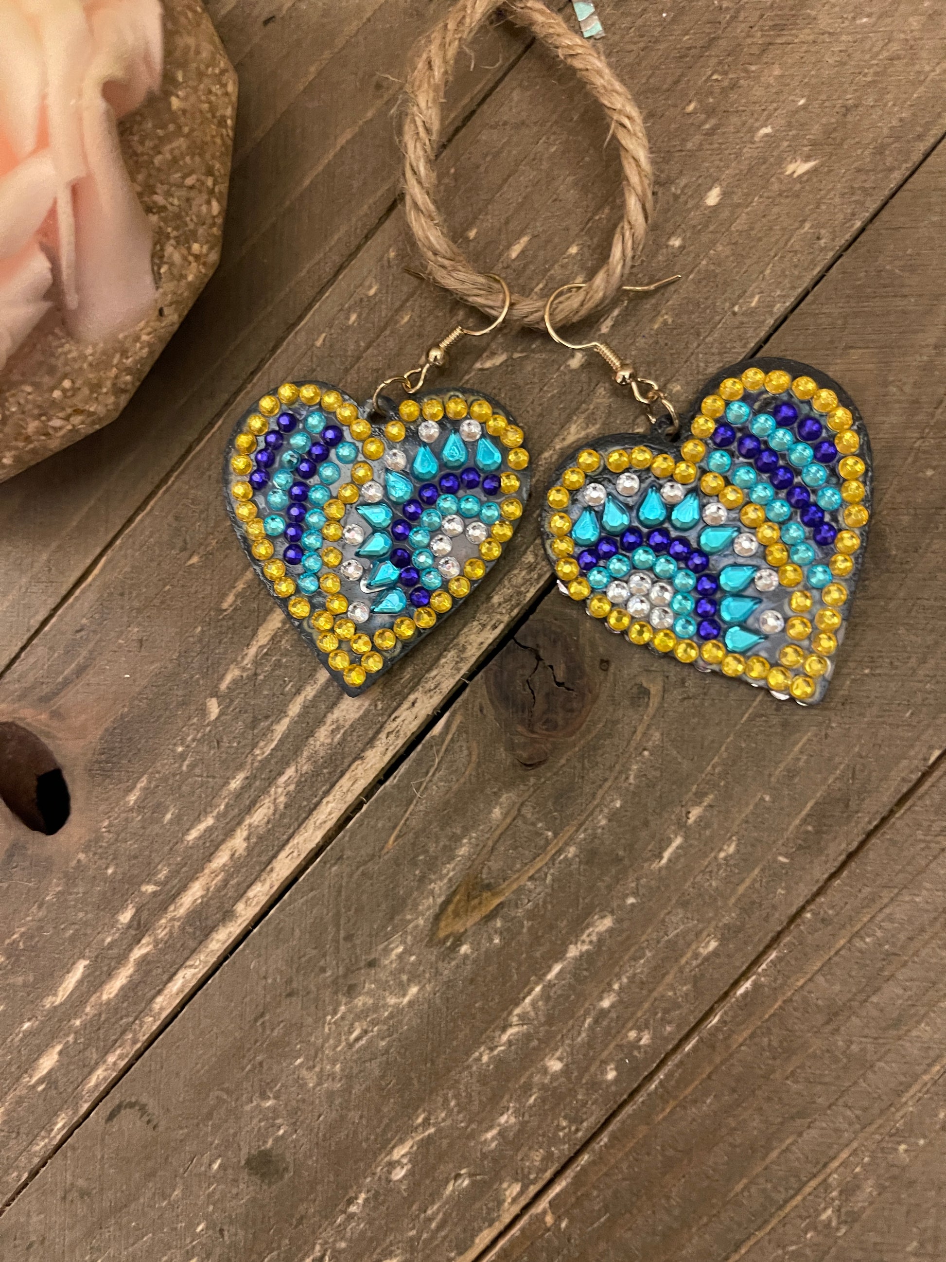 Diamond Painting gold, blue &amp; purple Gemstone Heart Wire EarringsPink tiful of LOVE