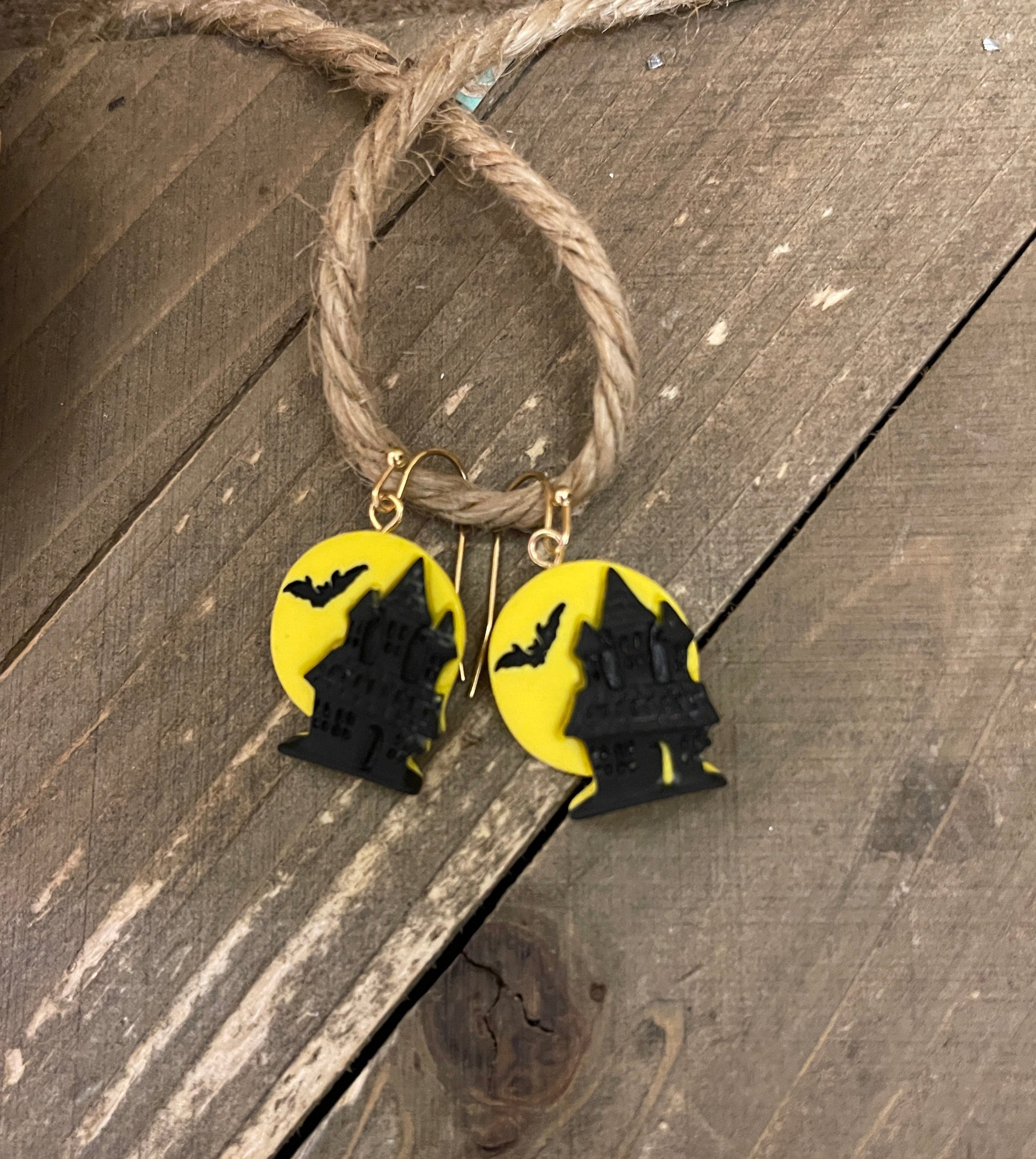 Clay Haunted House Dangle EarringsPink tiful of LOVE