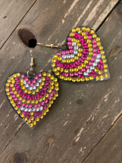 Diamond Painting gold, Pinks & clear Gemstone Heart Wire Earrings