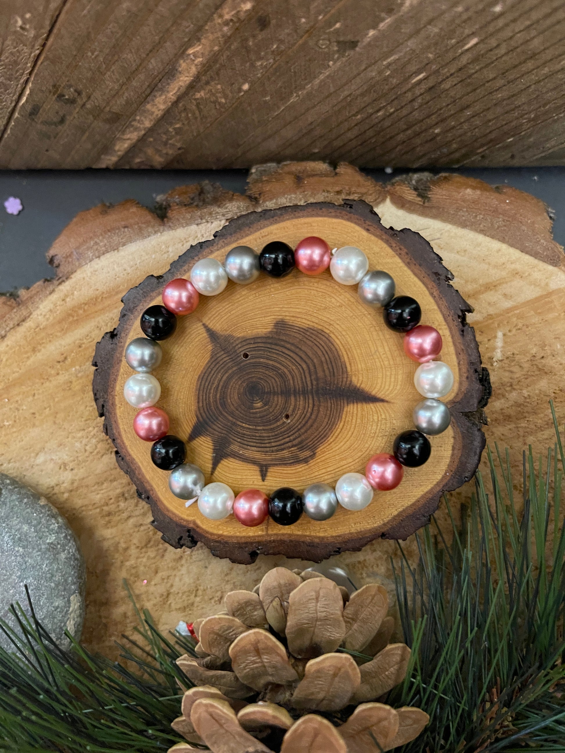 Black,White &amp; Pink Glass Pearl Beaded Elastic/Stretch BraceletPink tiful of LOVE