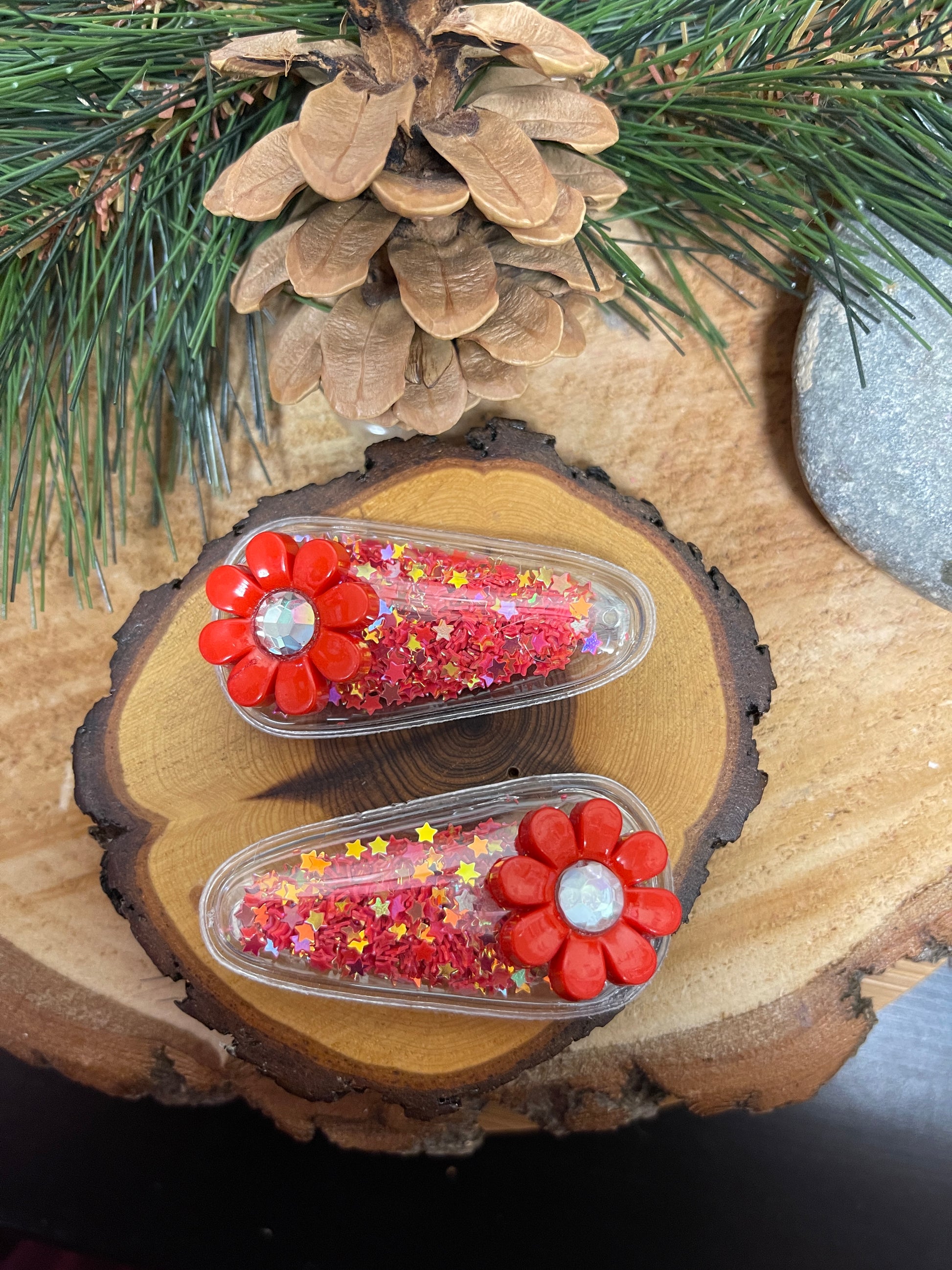 Flower Confetti-Shaker Snap Hair clips (4 pairs to choose)Pink tiful of LOVE