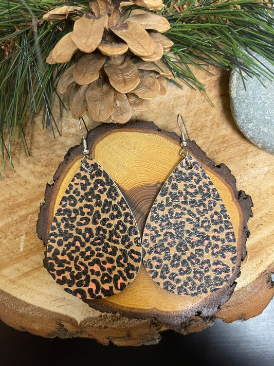 Animal Prints Faux Leather Teardrop earringsPink tiful of LOVE