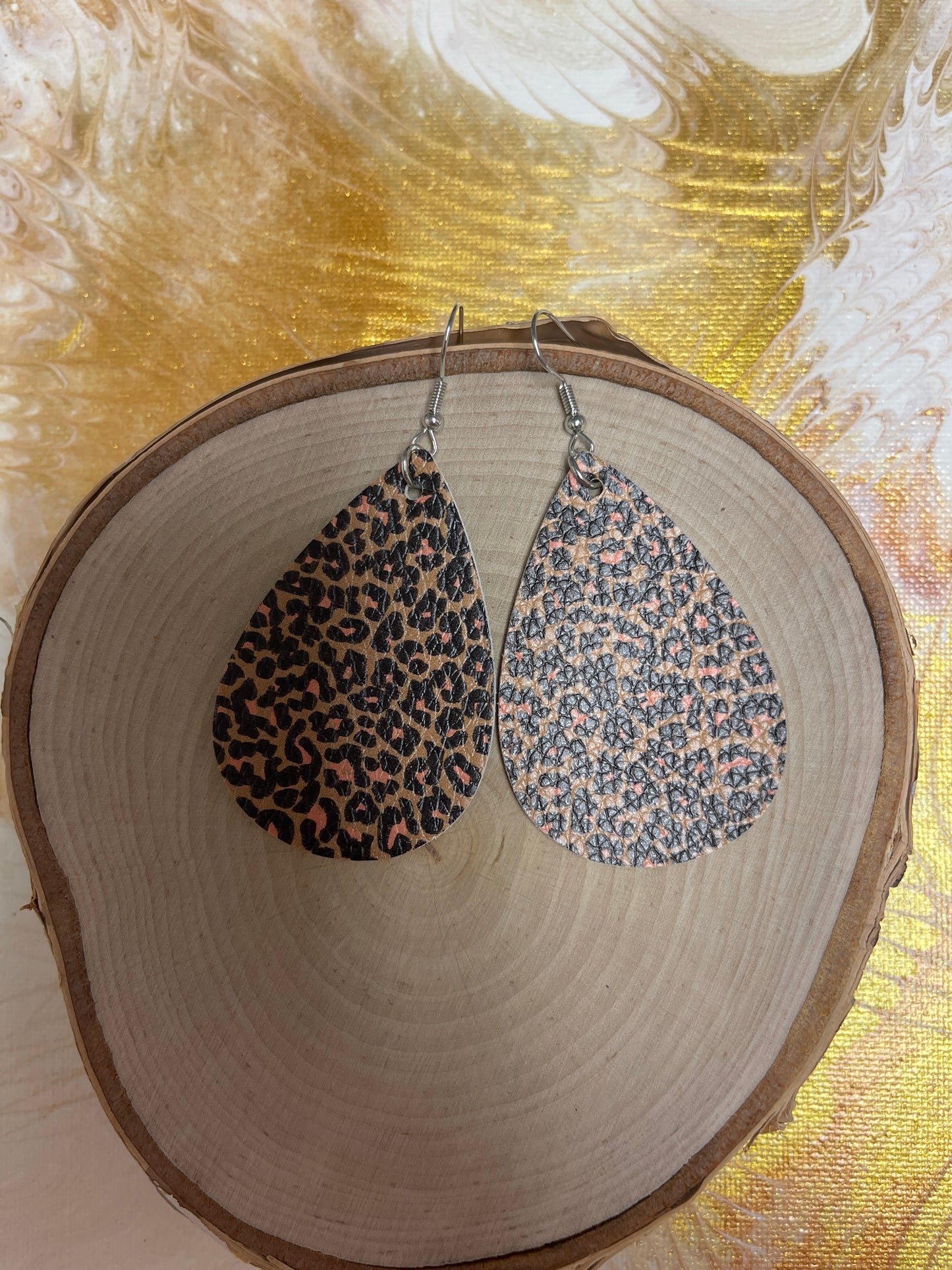 Animal Prints Faux Leather Teardrop earringsPink tiful of LOVE