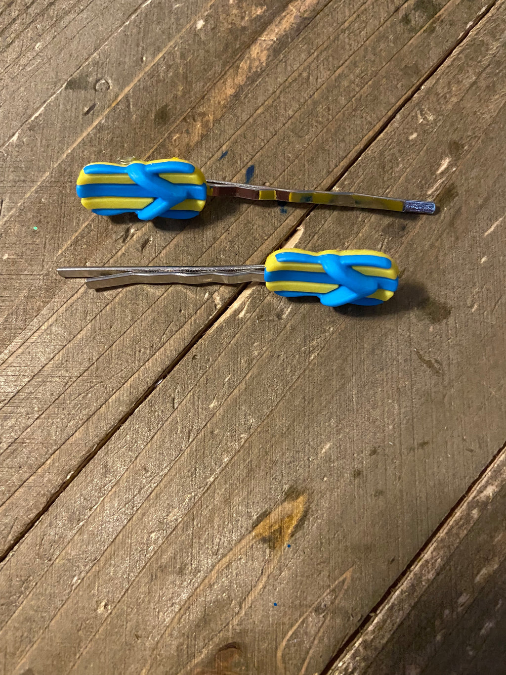 Flip Flop Hair clips (a pair)