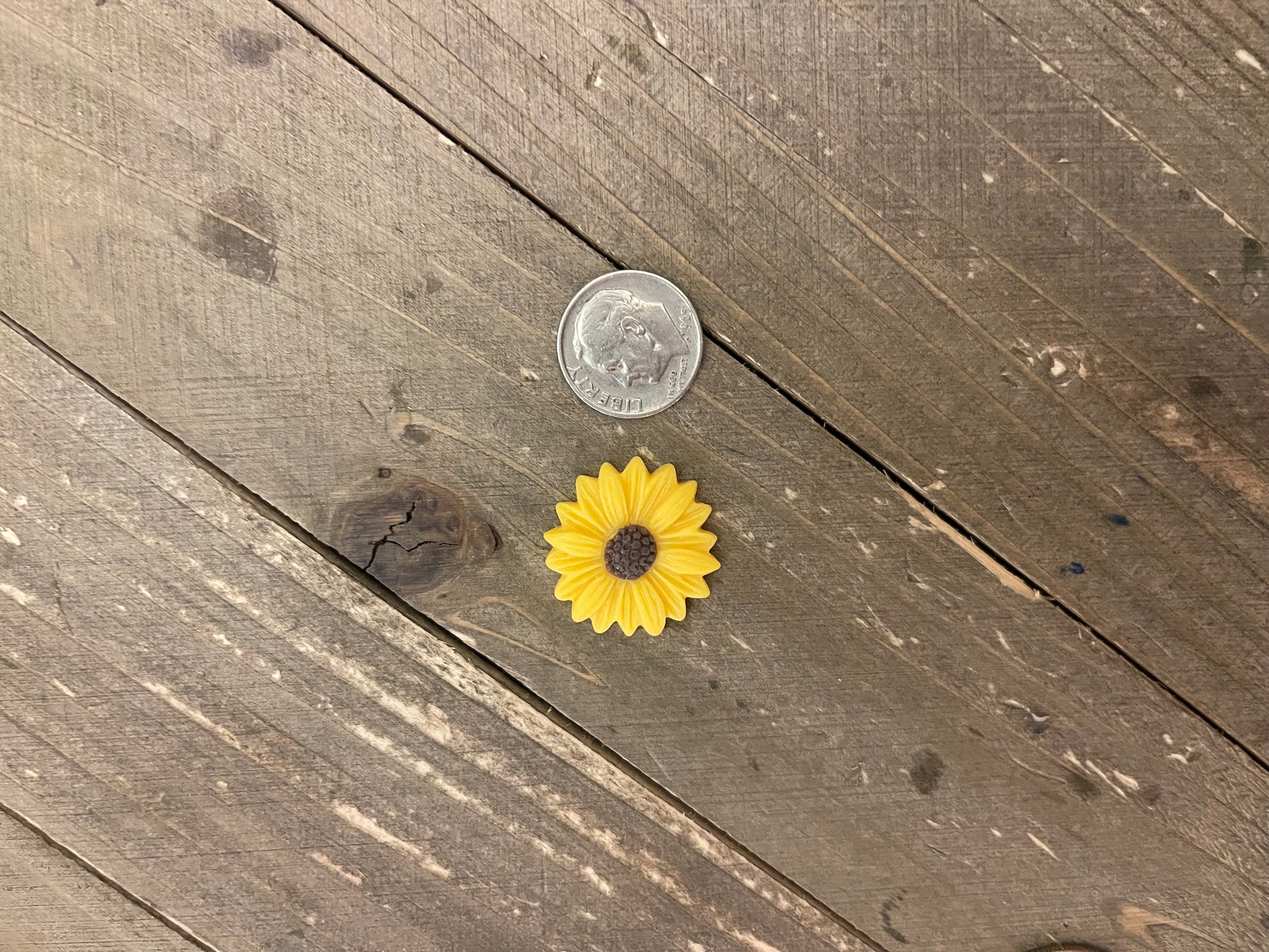 Delightful Resin Sunflower EarringsPink tiful of LOVE