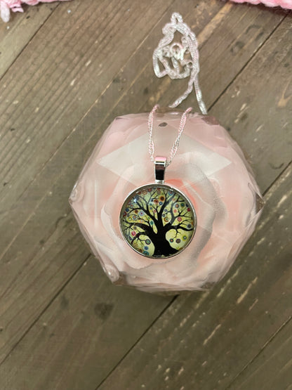 Tree of Life Pendant; beautifully designed necklace on a Silver ChainPink tiful of LOVE