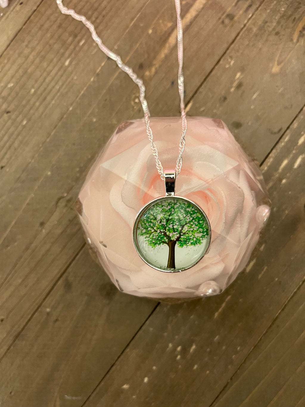 Tree of Life Pendant  on a Silver Chain (NK177-8d)
